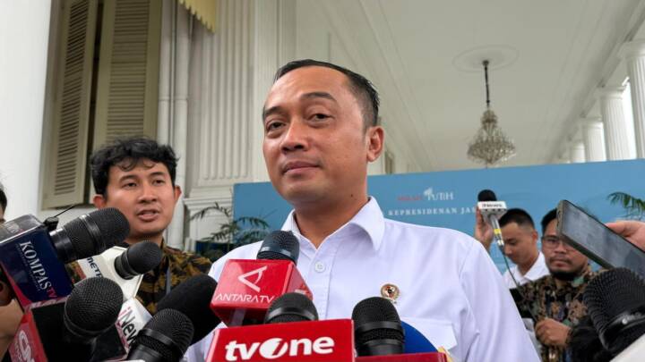 Mensesneg Prasetyo Hadi Sebut Utang Whoosh telah Resmi Dibayar Pakai APBN