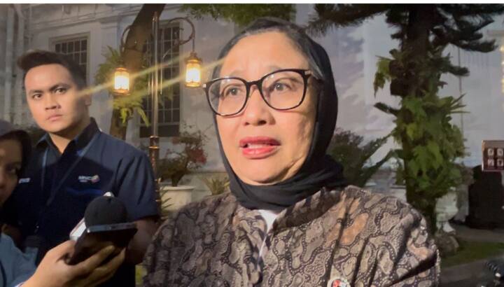 BGN Hentikan 9 Dapur MBG di Gresik Setelah Menyajikan Kelapa Utuh