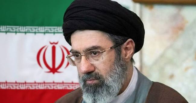 Pertama Kalinya Pemimpin Tertinggi Baru Iran Berpesan Akan Serang Pangkalan Militer Amerika Serikat
