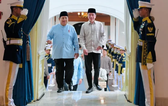 Momen Hangat Setelah Lebaran, Prabowo Subianto Sambut Jokowi di Istana Negara
