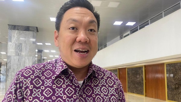 DPR Panggil BGN Untuk Meminta Klarifikasi Soal Masalah Puluhan Ribu Motor Listrik MBG