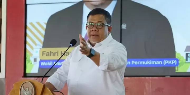 Menteri PKP Fahri Hamzah Geram Terhadap Saiful Mujani yang Menjatuhkan Presiden Prabowo Subianto