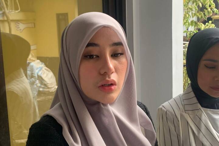 Clara Shinta jawab Rumor Lepas Hijab saat Dugem bersama Jule